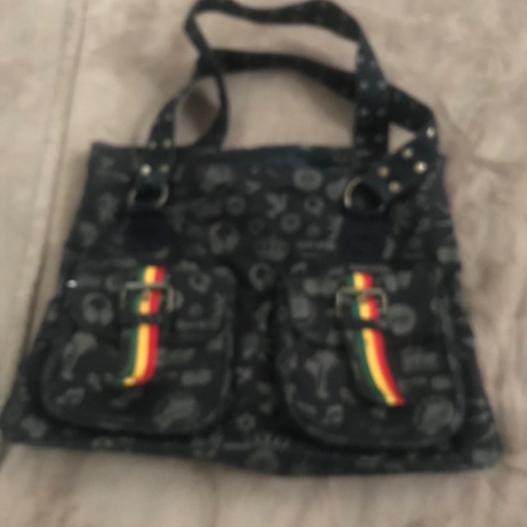 Purse - Picture 2 of 6